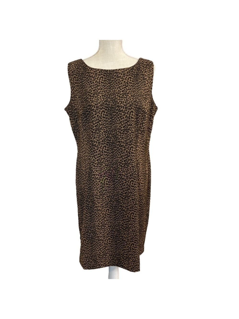 Danny & Nicole Leopard Print Sleeveless Dress. Size 14
